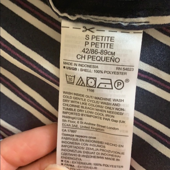 3/$25 - PETITE  blouse button down - Picture 7 of 10